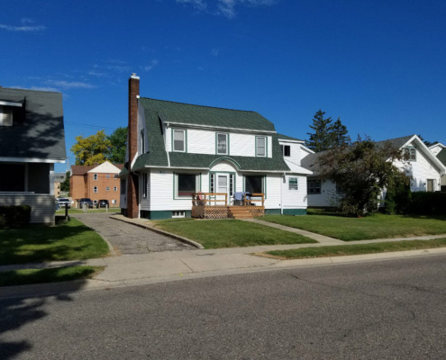 Hudgins Realty - 141 Gunson Street