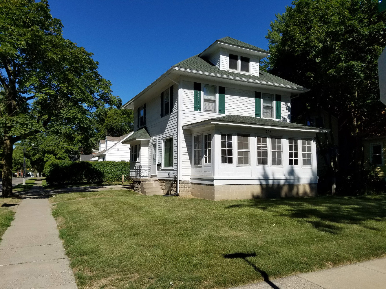 Hudgins Realty - 203 Kedzie Street