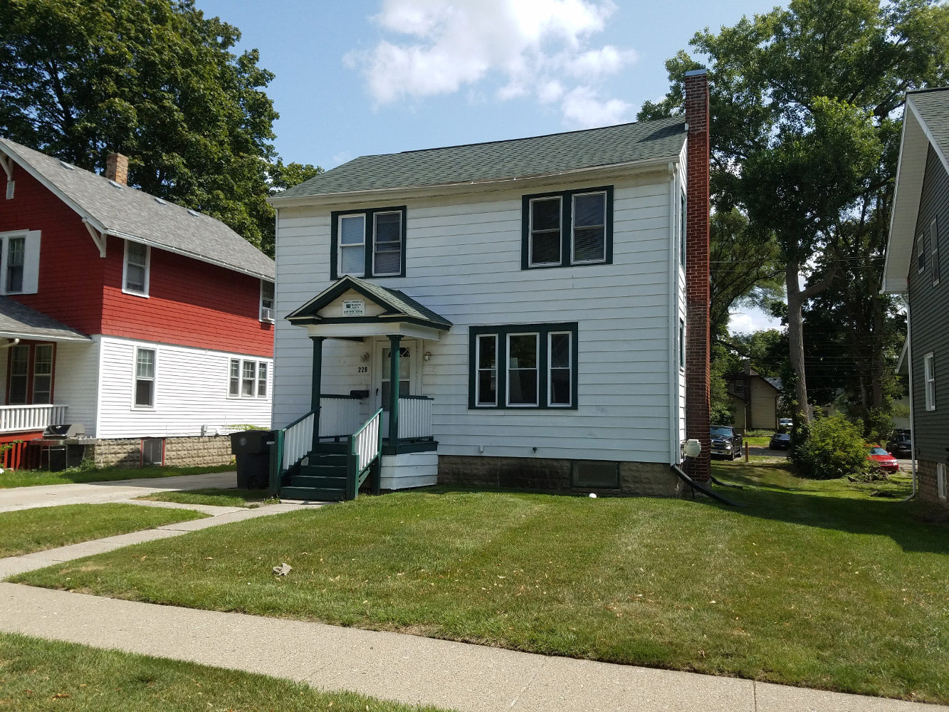 Hudgins Realty - 228 Bailey Street