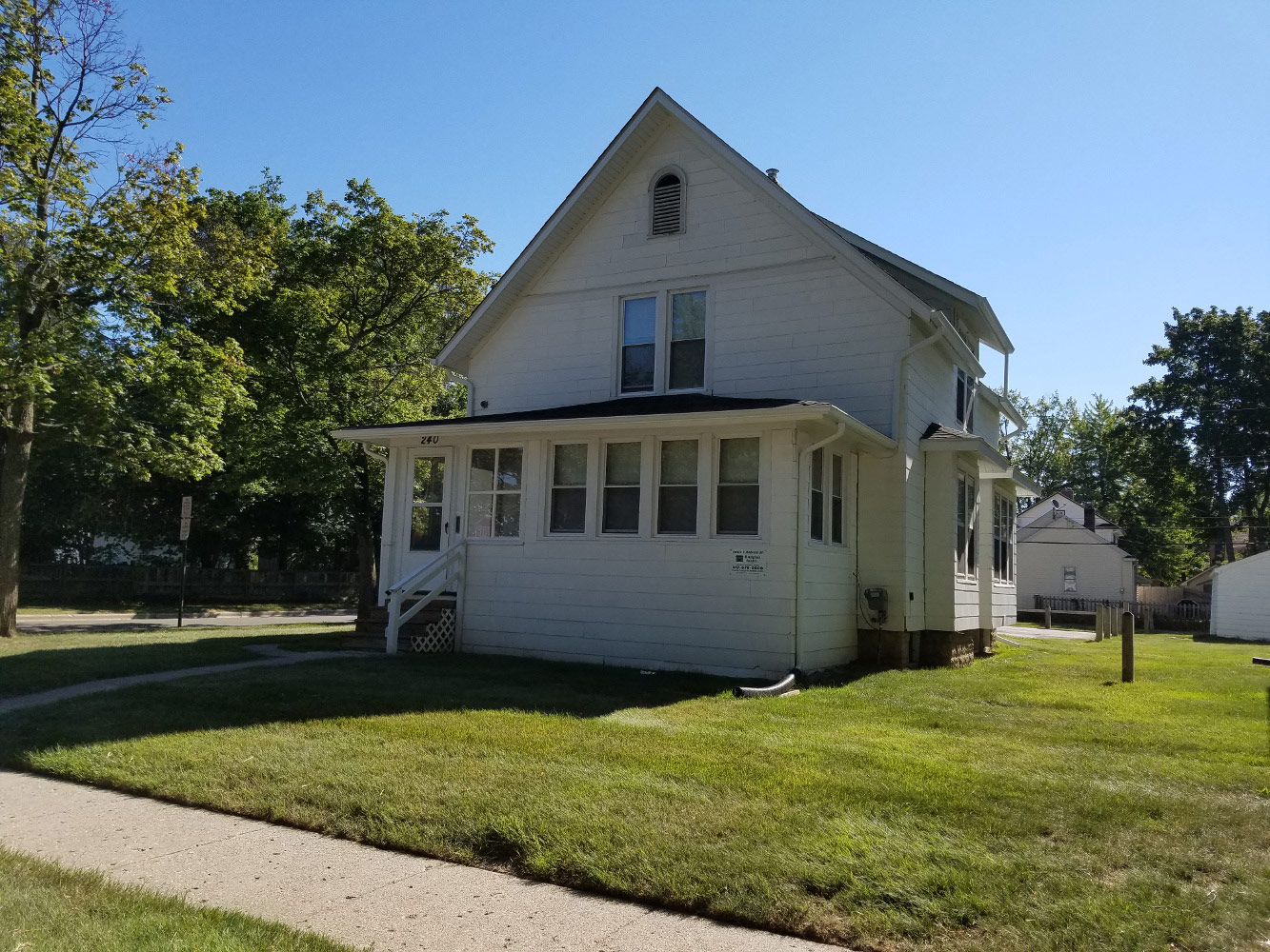 Hudgins Realty - 240 Kedzie Street