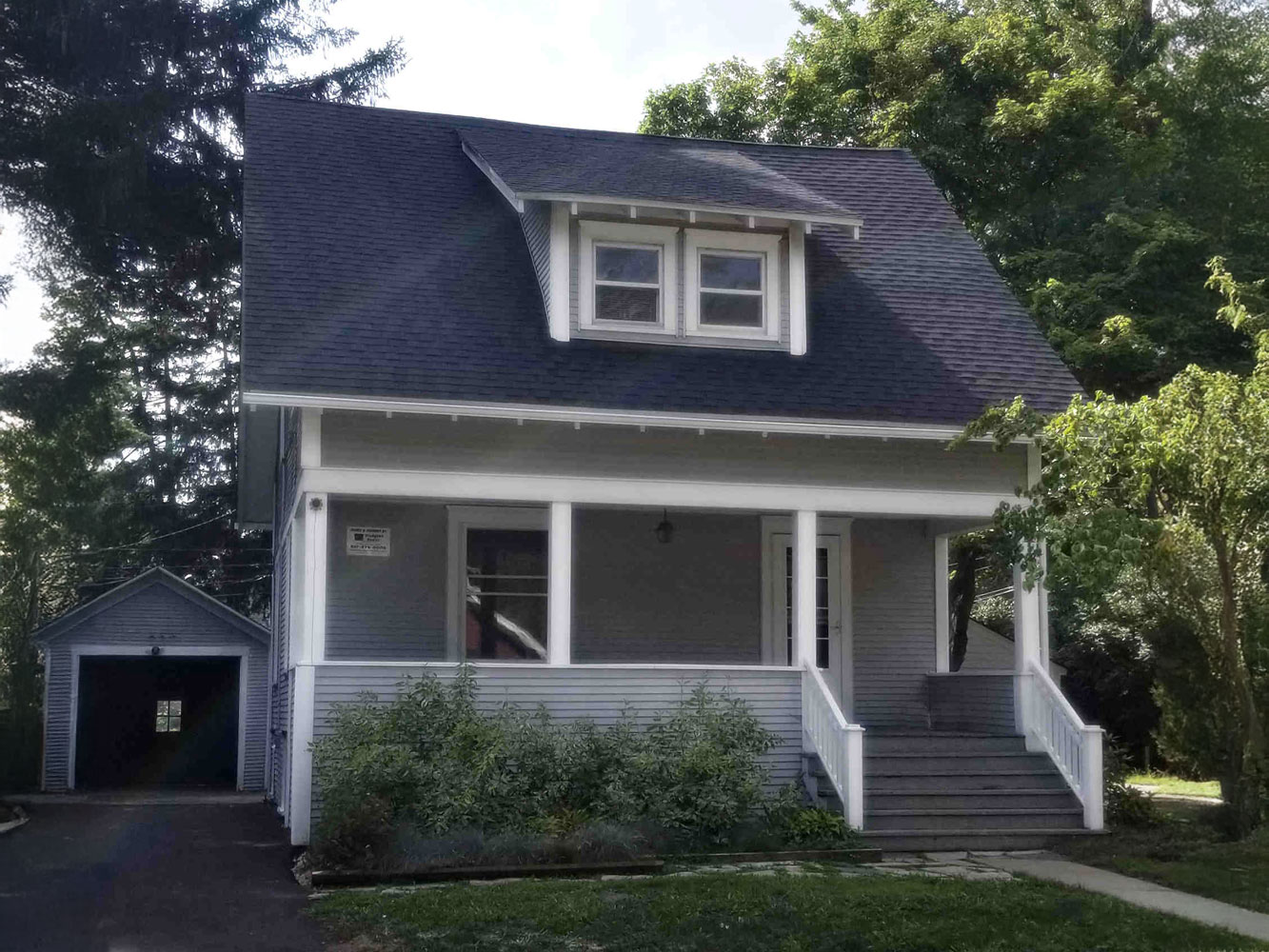 Hudgins Realty - 163 Kedzie Street