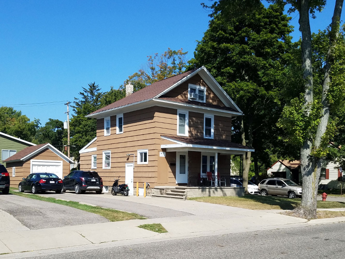 Hudgins Realty - 171 Gunson Street