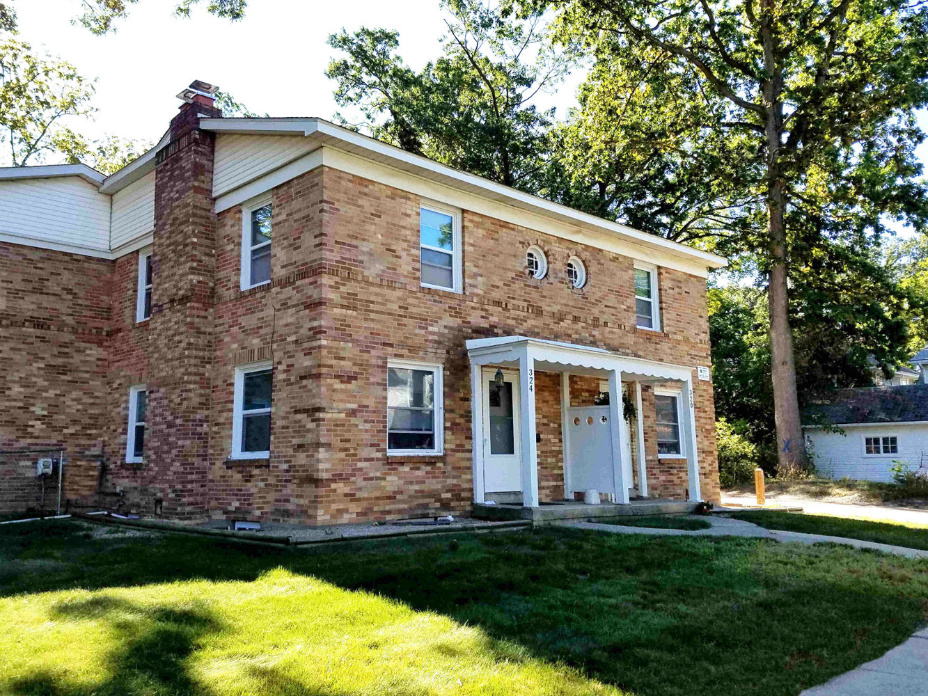 Hudgins Realty - 320 Division Street